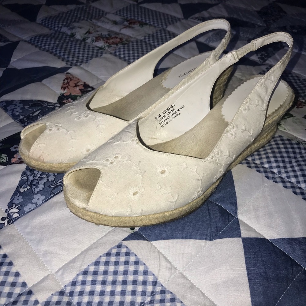 Summer sandal like heels